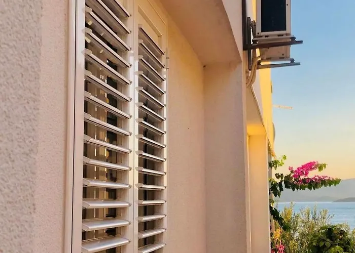 Fuer Drei Personen By Interhome 公寓 科马尔纳